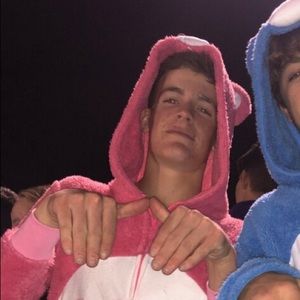 Meet your Posher, Jackson